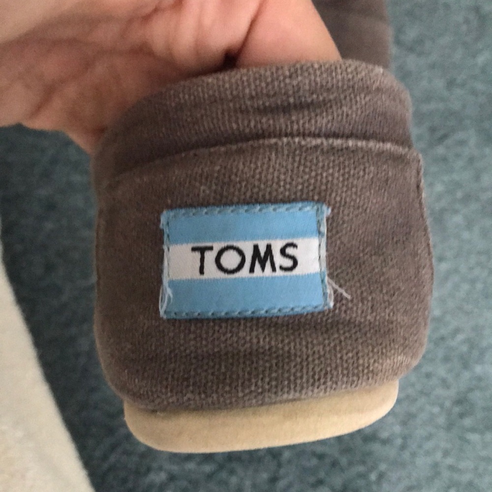 Women’s toms